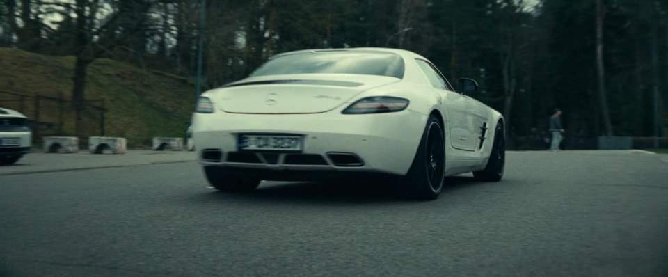 Mercedes-Benz SLS AMG