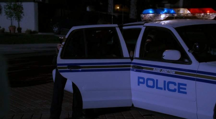 Ford Crown Victoria