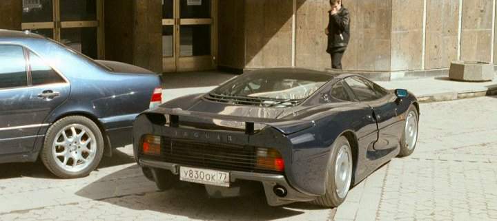 Jaguar XJ220