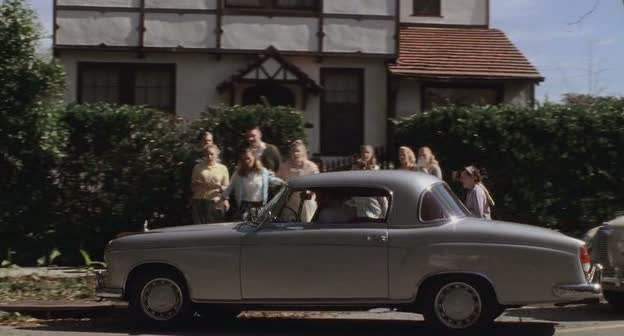 Mercedes-Benz 220 S Coupé