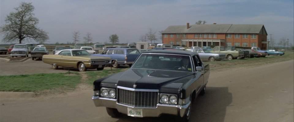 Cadillac Sedan DeVille