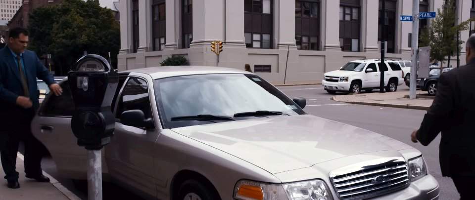 Ford Crown Victoria