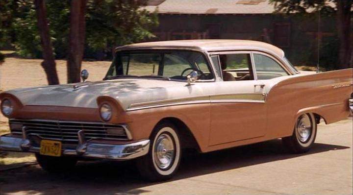 Ford Fairlane 500