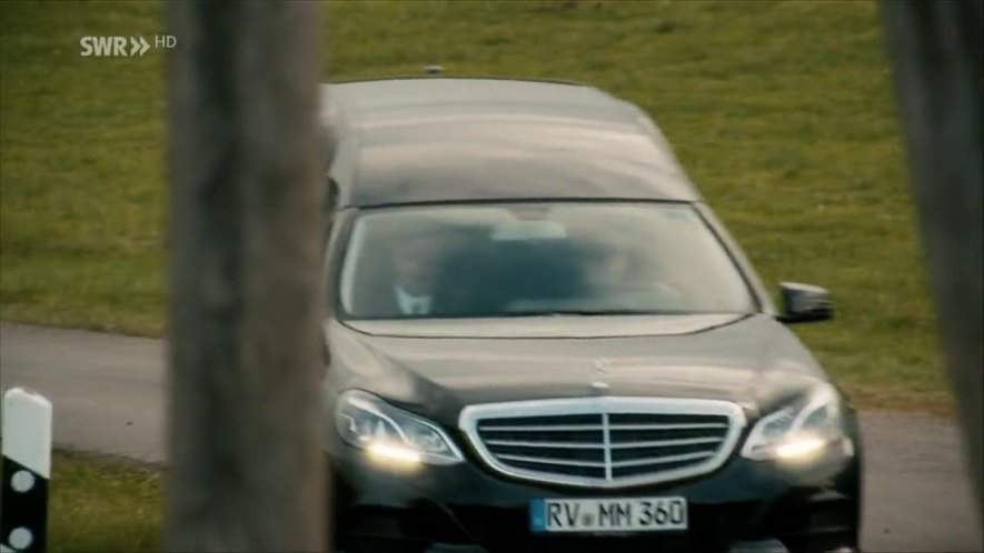 Mercedes-Benz E-Klasse Bestattungswagen