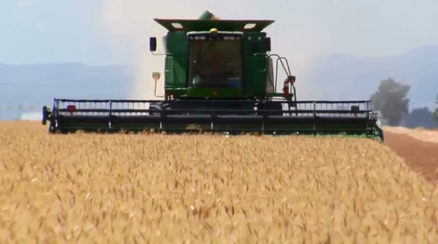 John Deere S 550