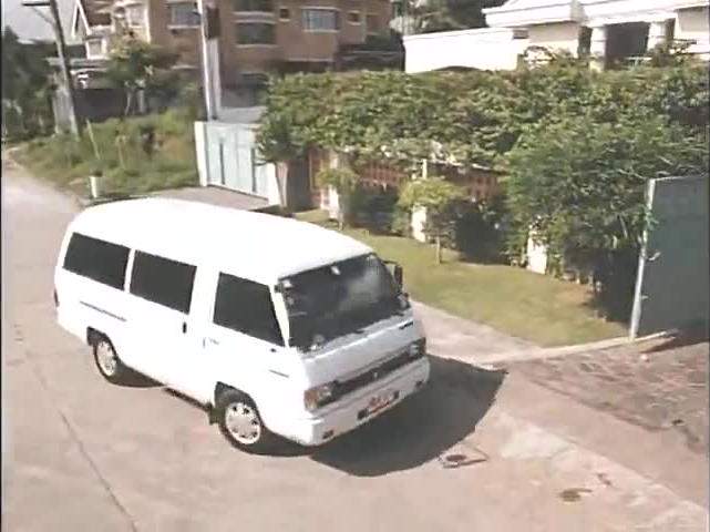 Mitsubishi L-300 Versa Van