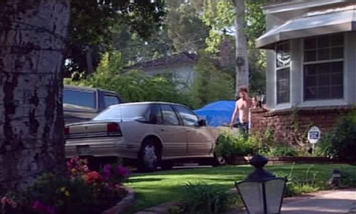 Oldsmobile Cutlass Supreme
