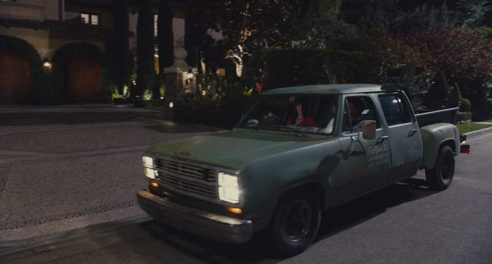 Dodge D-200