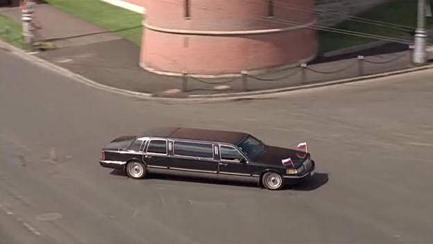 Lincoln Town Car Stretched Limousine