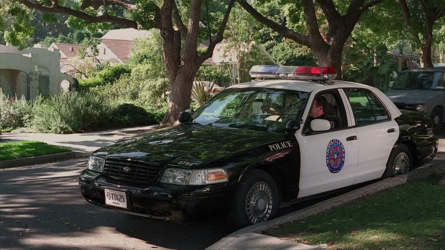 Ford Crown Victoria