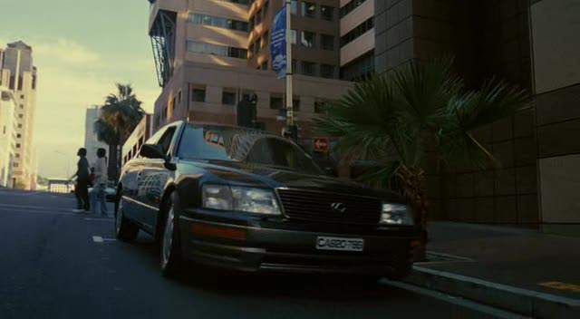 Lexus LS 400