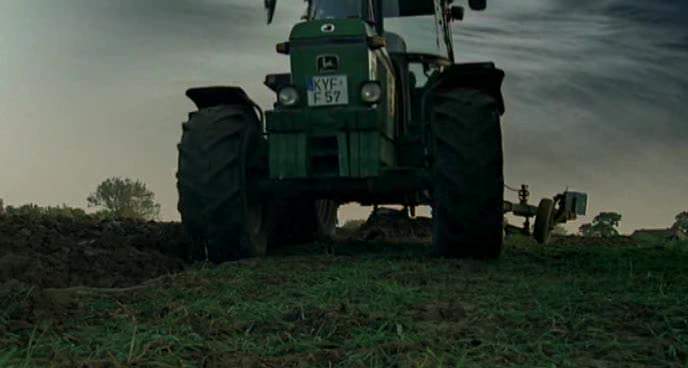 John Deere 3140