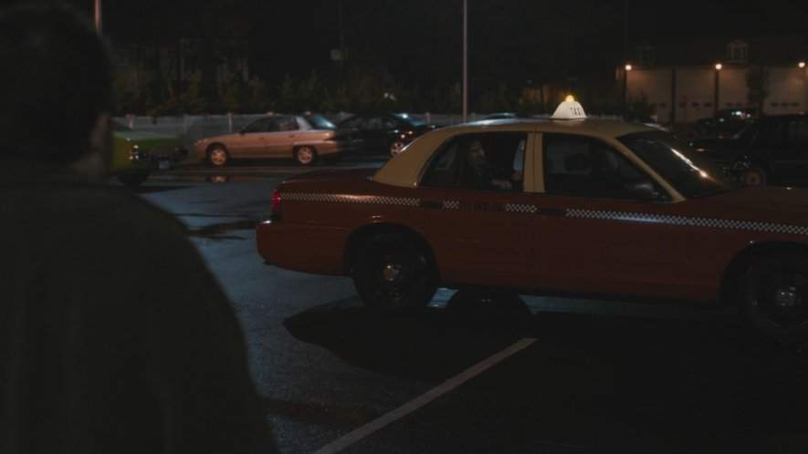 Ford Crown Victoria