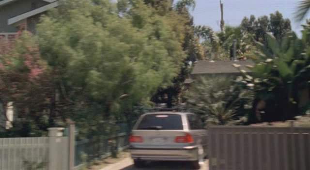 BMW 5 Touring E39 in Dark Mirror