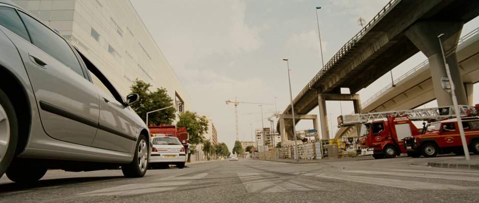 Land-Rover Defender 90