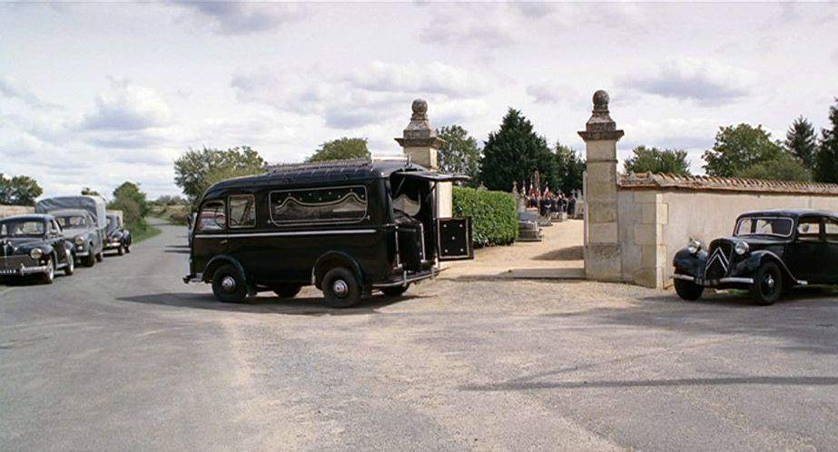 Renault 1000 Kg Car Funéraire