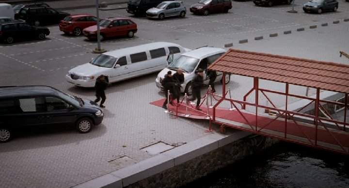 Lincoln Town Car Stretched Limousine