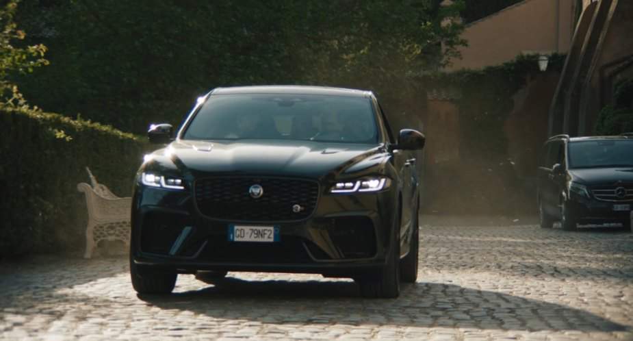 Jaguar F-Pace SVR