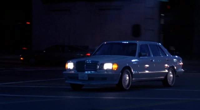 Mercedes-Benz 560 SEL