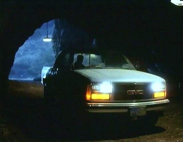 1988 GMC Sierra in Shadowzone