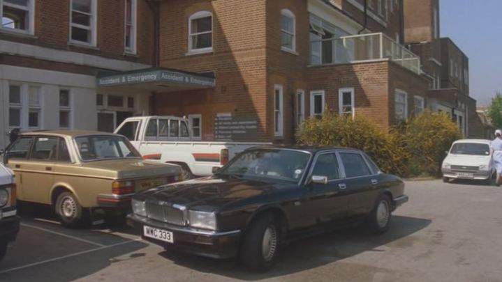 Jaguar Sovereign