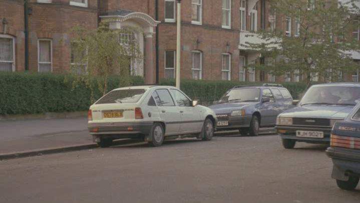 Vauxhall Astra MkII