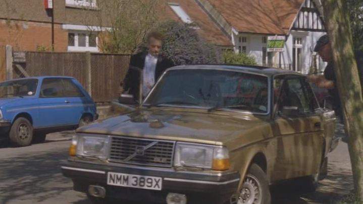 Volvo 244