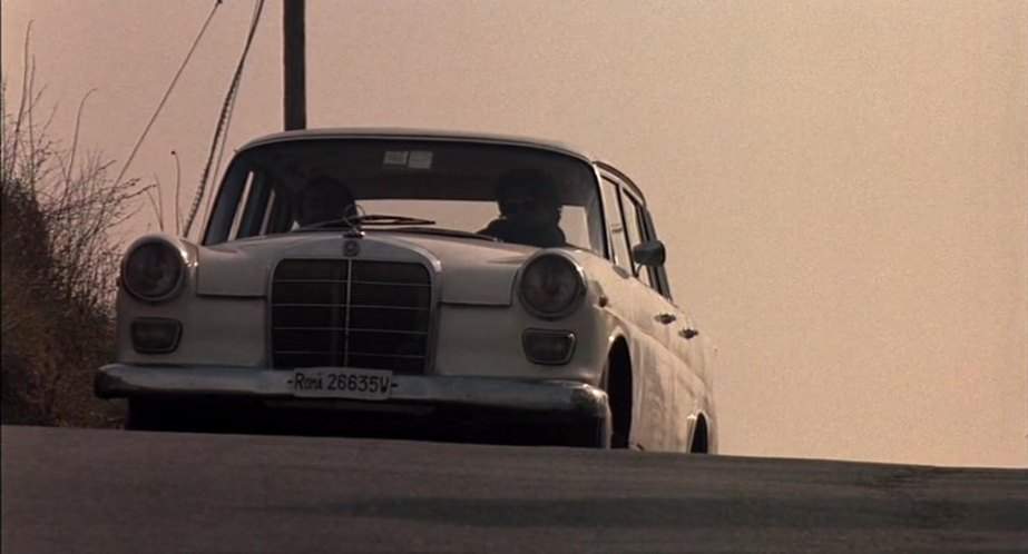 Mercedes-Benz 200 D