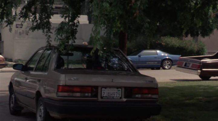 Mazda 323