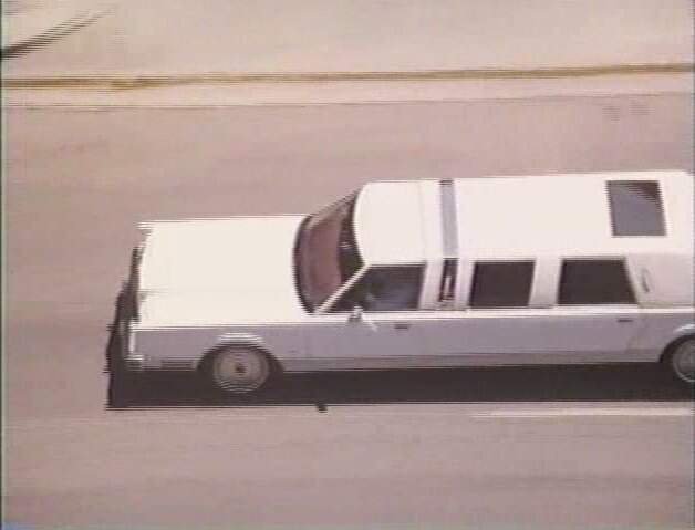 Lincoln Town Car Stretched Limousine
