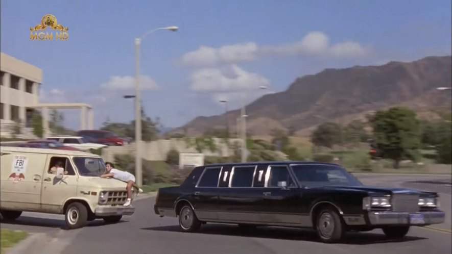 Lincoln Town Car Stretched Limousine