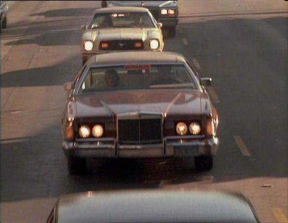 Lincoln Continental Mark IV