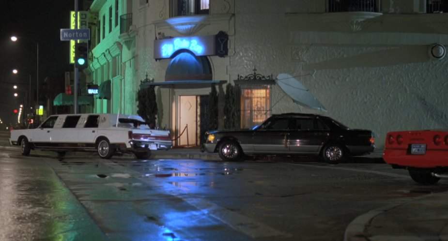 Lincoln Town Car Stretched Limousine