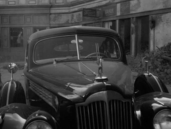 Packard Custom Super Eight