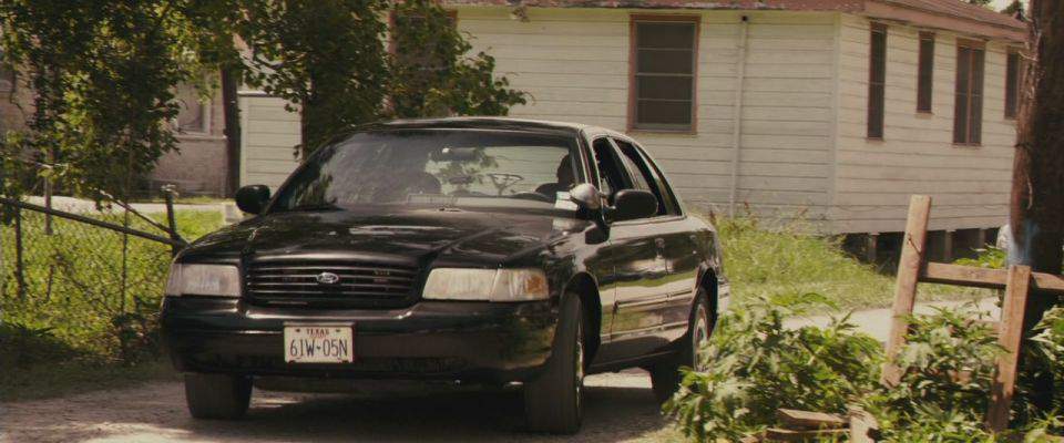 Ford Crown Victoria