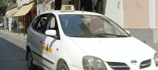 Nissan Almera Tino