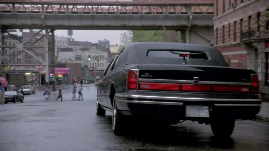 Lincoln Town Car Stretched Limousine