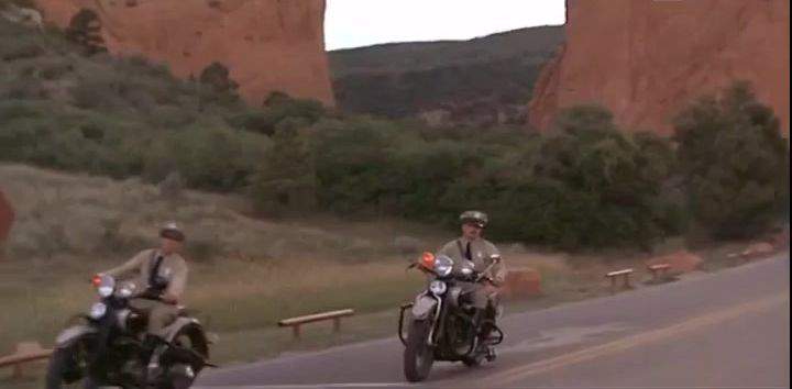 Harley-Davidson EL
