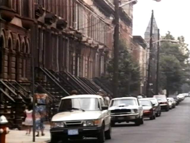 SAAB 900