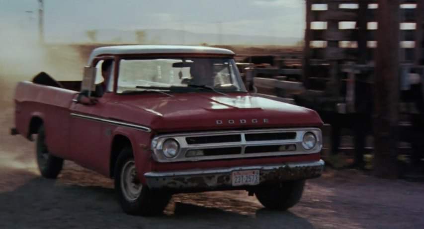 Dodge D-200