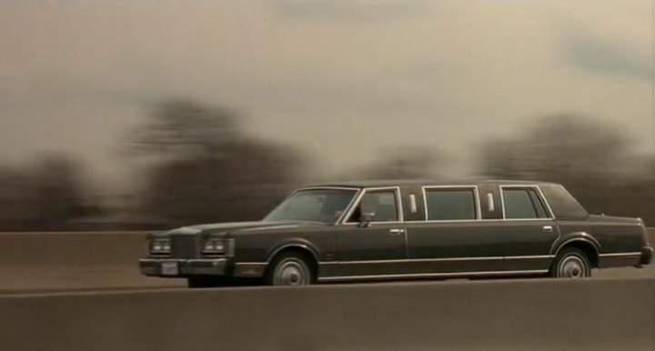 Lincoln Town Car Stretched Limousine