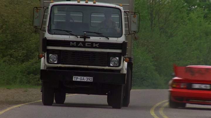 Mack Mid-Liner MS