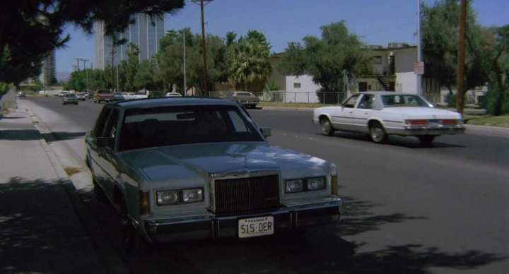 Oldsmobile Delta 88 Royale