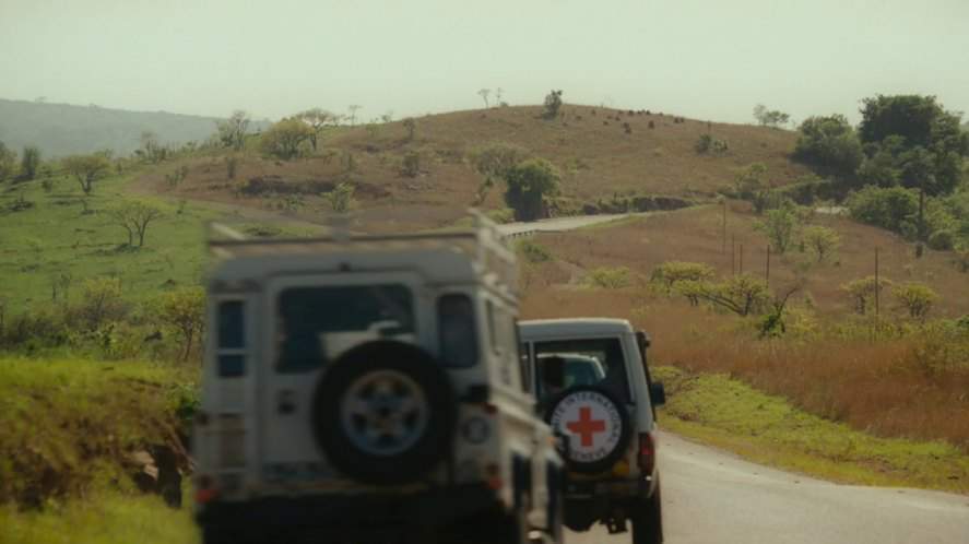 Land-Rover Defender 90