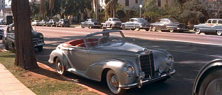 Mercedes-Benz 300 S Roadster