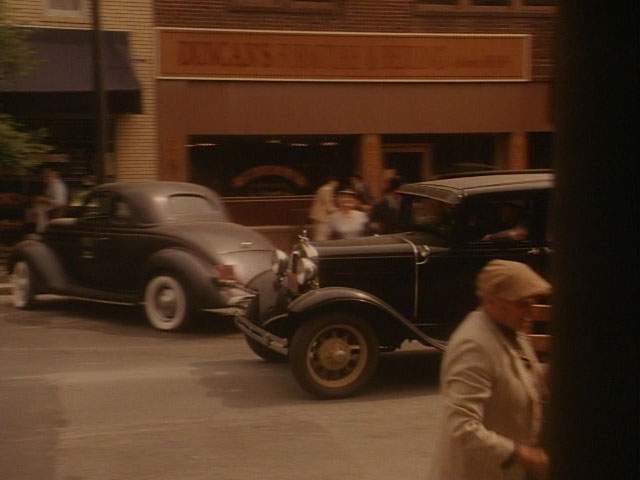 Ford V8 De Luxe