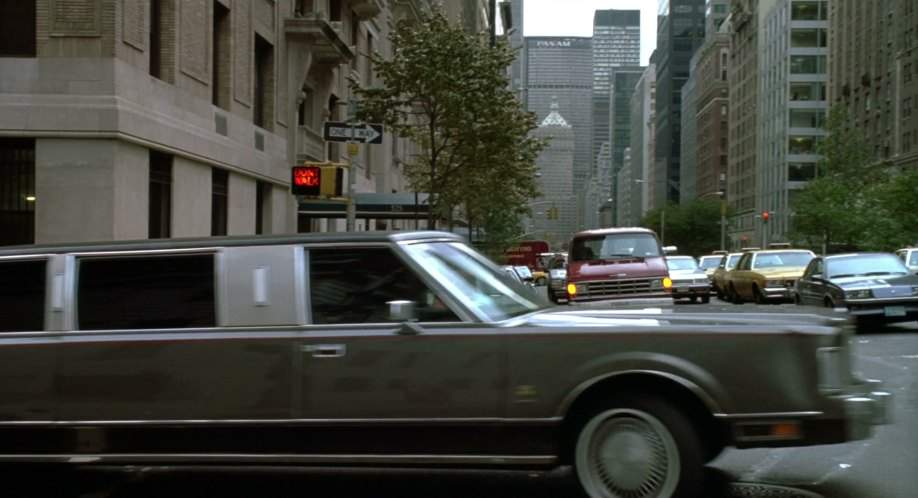 Lincoln Town Car Stretched Limousine