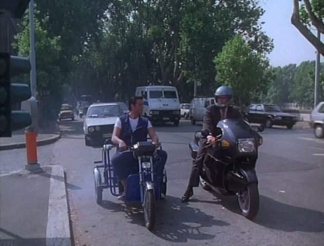 BMW K1