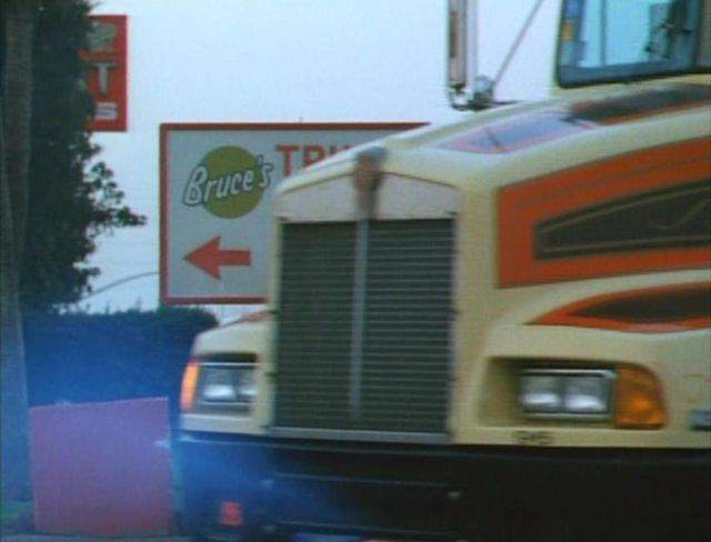 Kenworth T-400