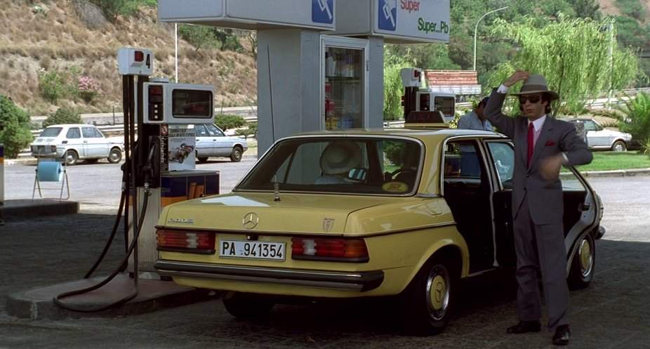 Mercedes-Benz 240 D